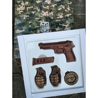 Шоколадный набор Пистолет/ гранаты
